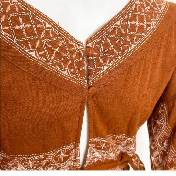 Free People Azalea v neck embroidered romper size s - Picture 7 of 8